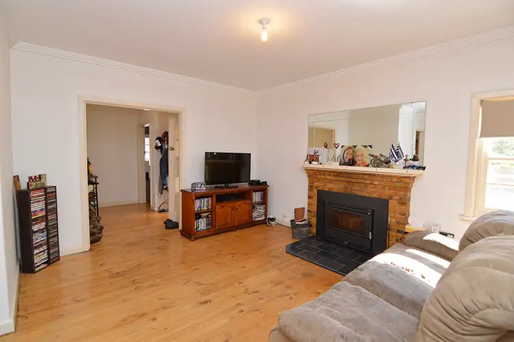 Second view of Homely house listing, 8 Valencia Avenue, Mildura VIC 3500