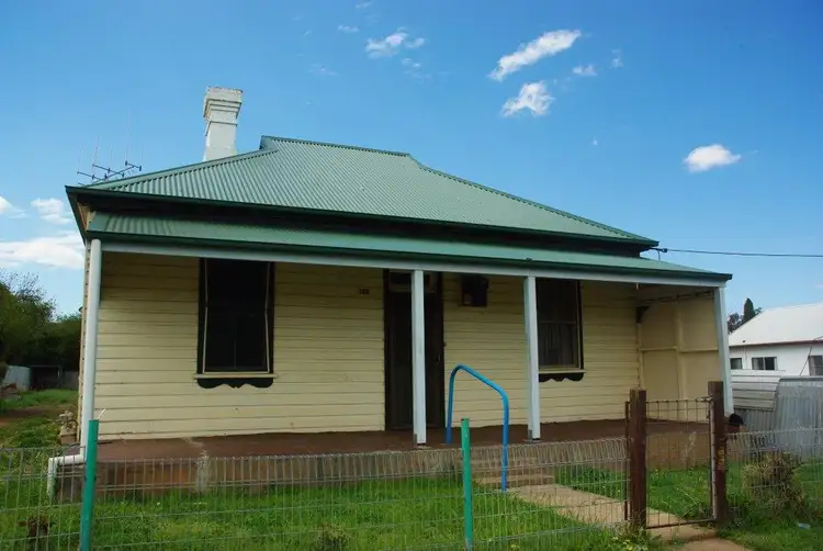 140 Arthur Street, Wellington NSW 2820