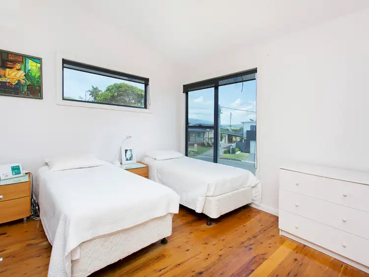 Sixth view of Homely semi-detached listing, 1 The Circuit, Kiama Downs NSW 2533