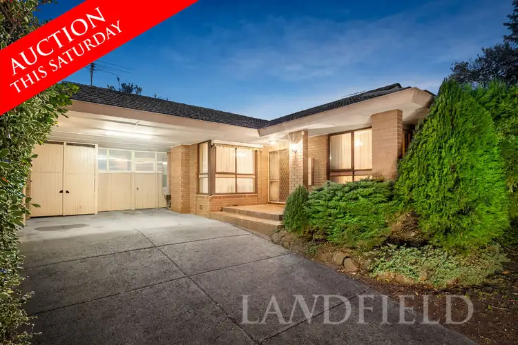 27 Roseville Avenue, Doncaster VIC 3108