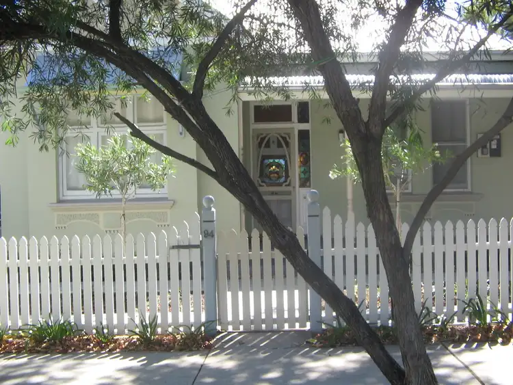 94 Heytesbury Road