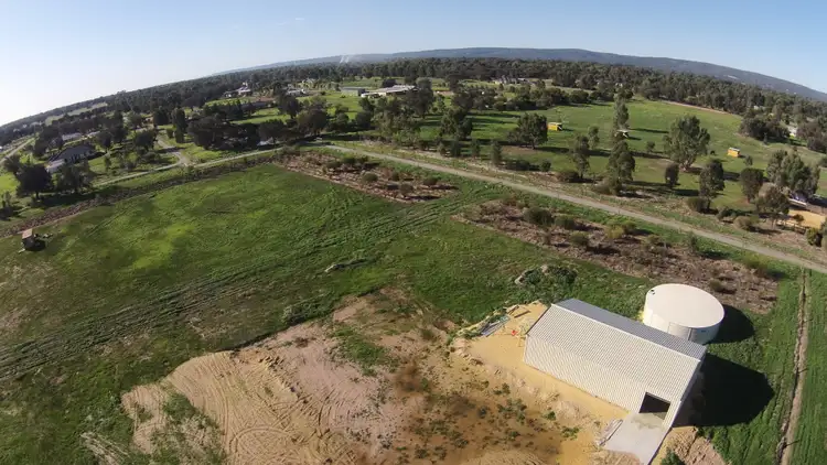 49 Florence Place, Oakford WA 6121