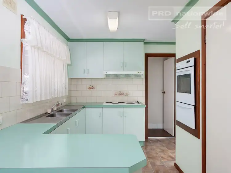 Sixth view of Homely house listing, 7 Undurra Drive, Glenfield Park NSW 2650