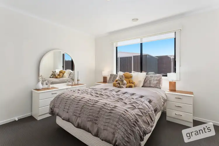 Sixth view of Homely house listing, 3 Olivia Court, Pakenham VIC 3810