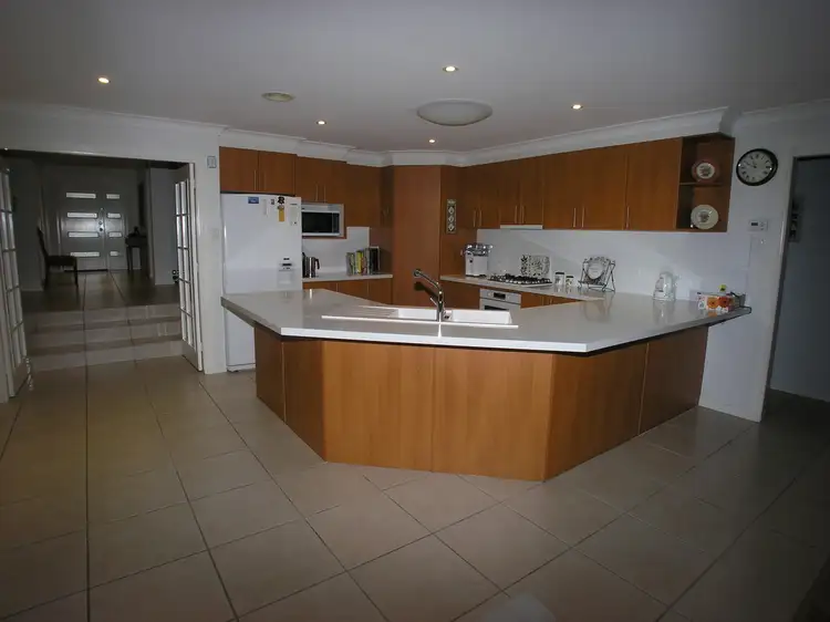 Fifth view of Homely house listing, 4 Bartlett Street, Orange NSW 2800