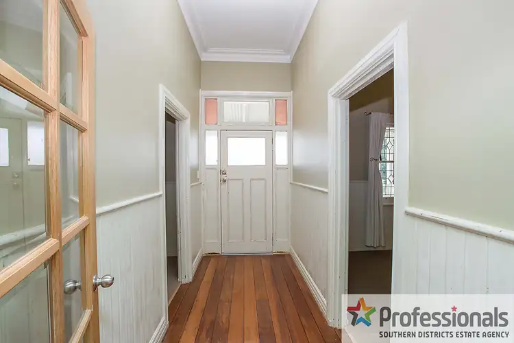 Fourth view of Homely house listing, 10 Hawthorne Avenue, Collie WA 6225