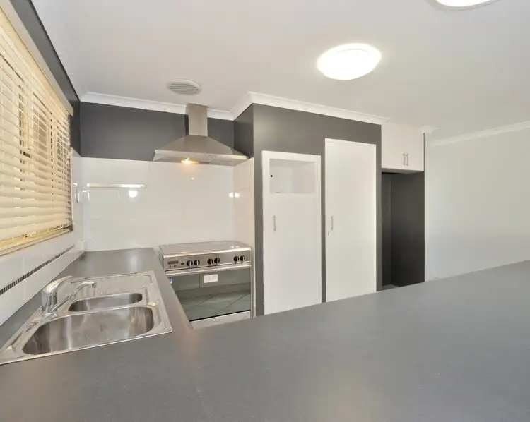 Sixth view of Homely house listing, 5 Melbourne Close, Port Kennedy WA 6172