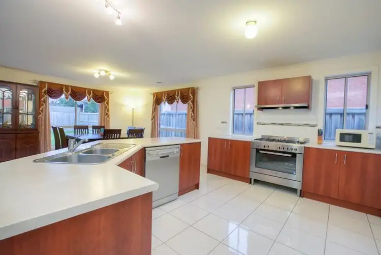 Fifth view of Homely house listing, 40 Yorkshire Drive, Cranbourne North VIC 3977