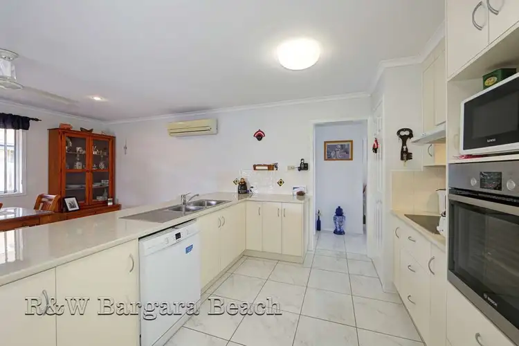 32 Davidson Street, Bargara QLD 4670