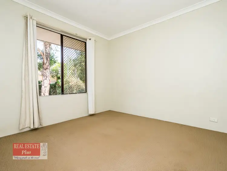 Fifth view of Homely house listing, 1 Apara Place, Koongamia WA 6056