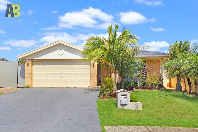 7 Sauvage Place, Doonside NSW 2767