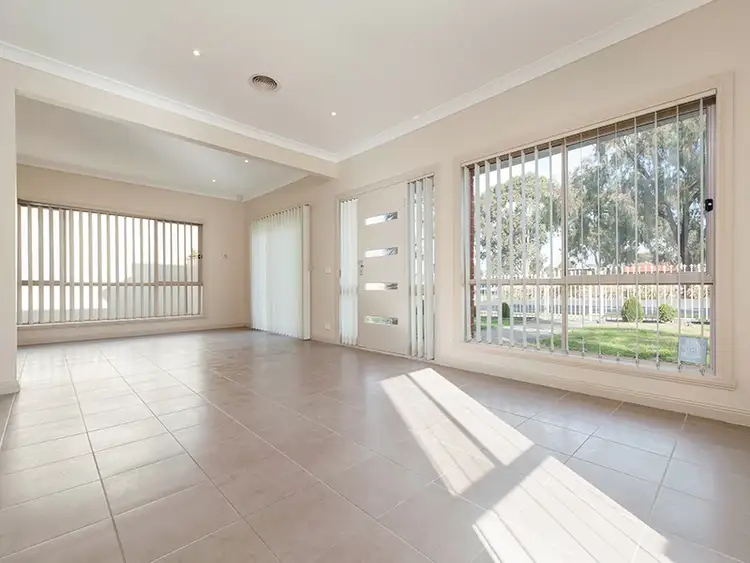 Sixth view of Homely house listing, 4/45 Ancona Drive, Mill Park VIC 3082