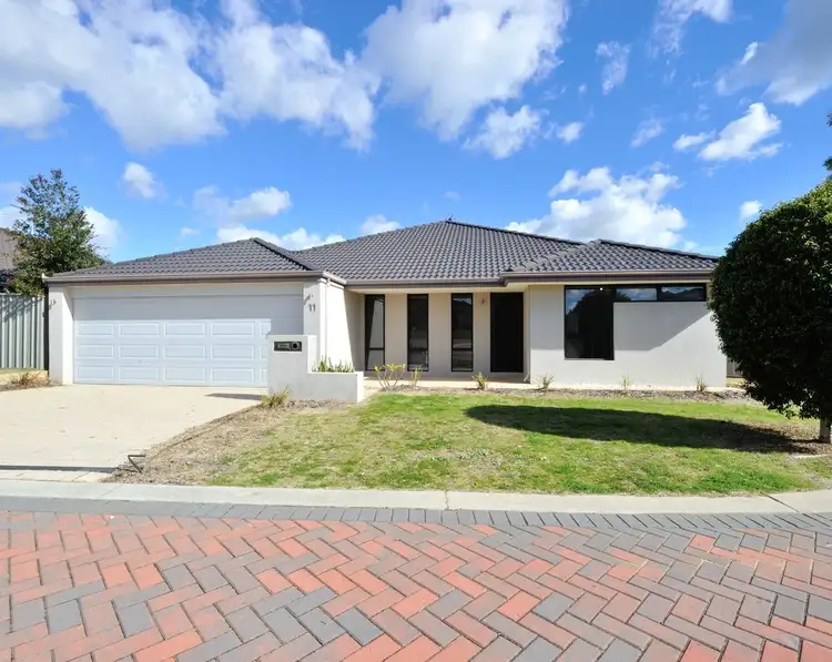 11 Taunton Mews, Leda WA 6170