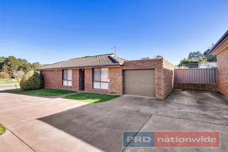 Unit 2, 27 Clunes Road, Creswick VIC 3363