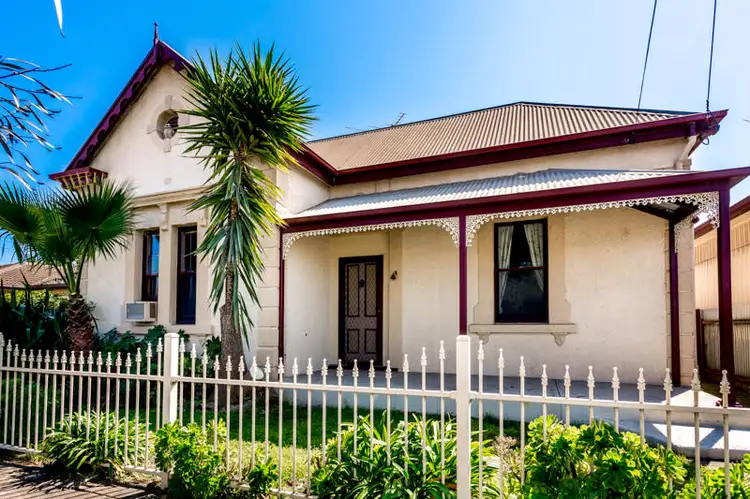 19 Walker Street, Birkenhead SA 5015