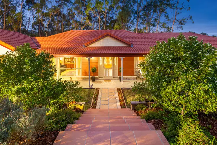 31 Jack Kerr Ct, Mount Crosby QLD 4306