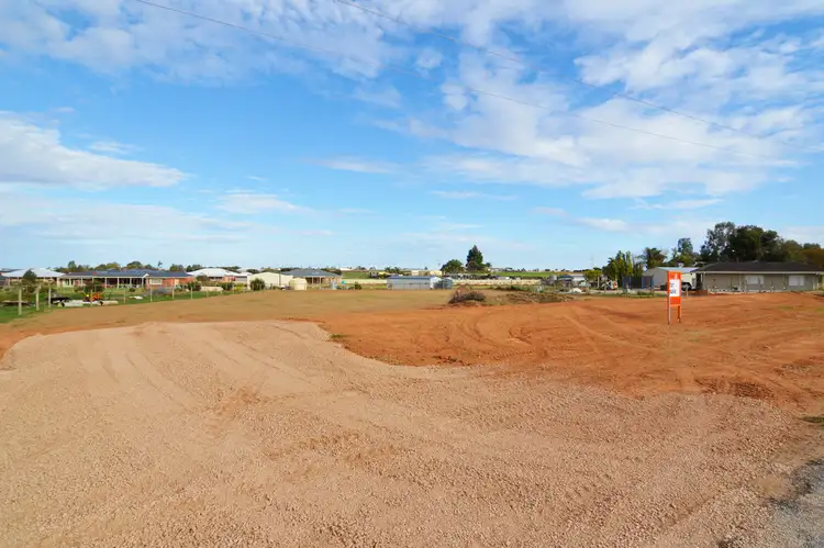 75 Belar Avenue, Nichols Point VIC 3501