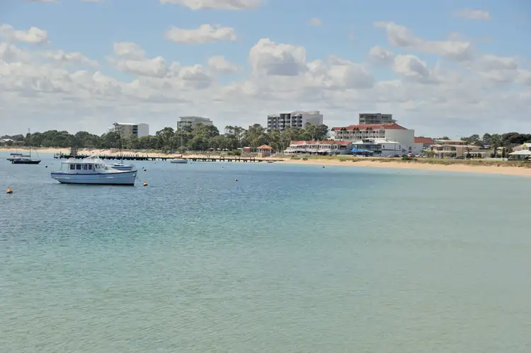 72/17 Rockingham Beach Road, Rockingham WA 6168