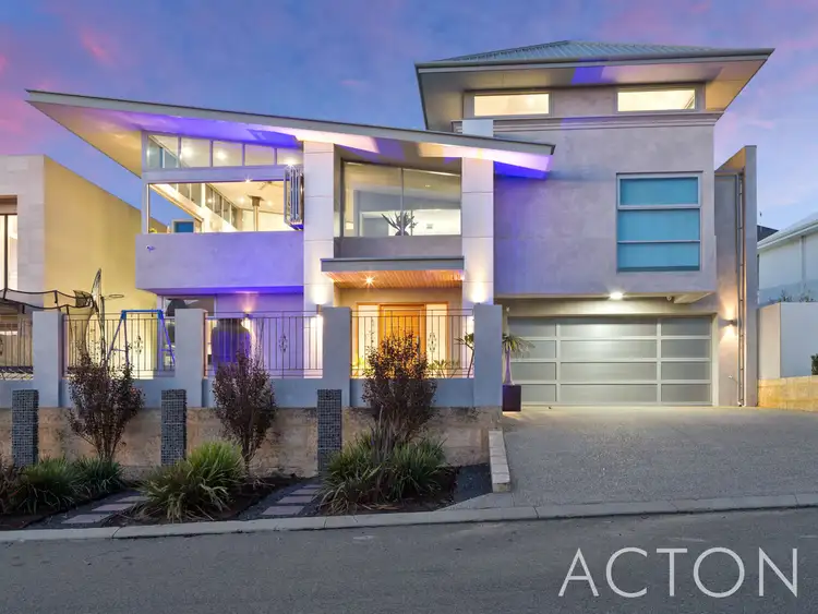 32 Newark Turn, North Coogee WA 6163