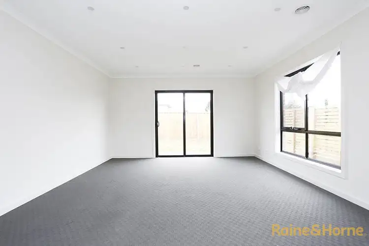 Fifth view of Homely house listing, 2 Cyan Crescent, Officer VIC 3809