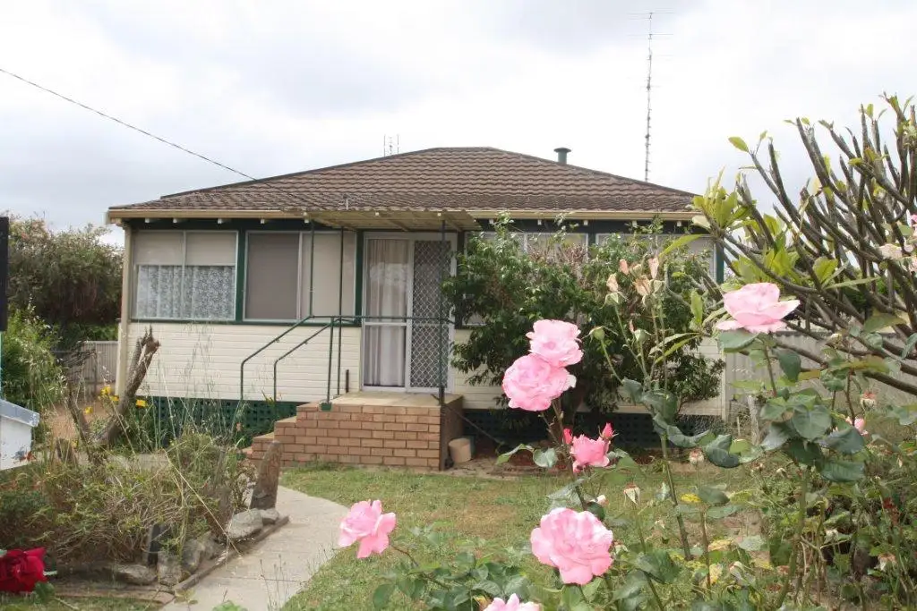 Main view of Homely house listing, 4 Fitzpatrick Place, Waroona WA 6215