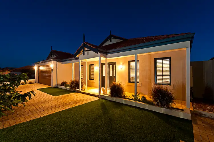 32 Endeavour Circle, Wannanup WA 6210