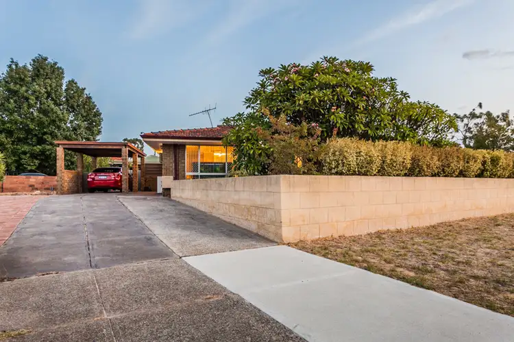 2 Coachwood Way, Maddington WA 6109