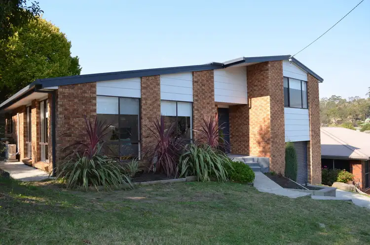 8 Glencoe Avenue, Trevallyn TAS 7250