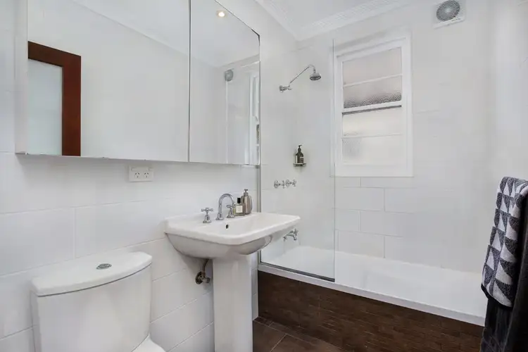 Sixth view of Homely apartment listing, 10/126 Francis Street, Bondi Beach NSW 2026
