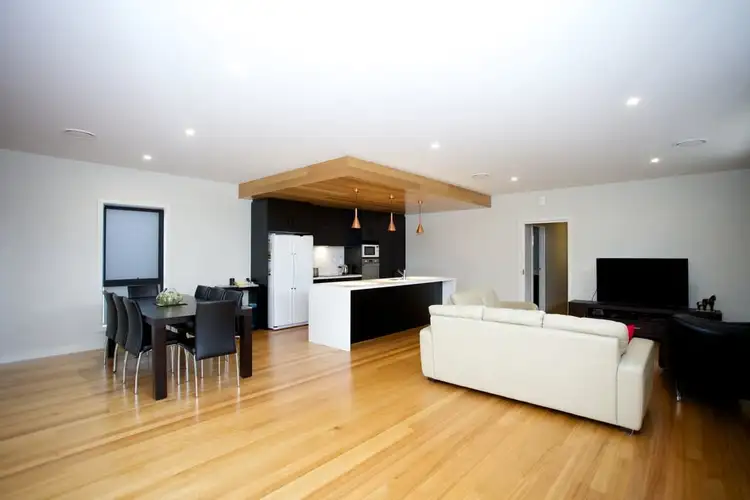 Sixth view of Homely house listing, 1/7 Barton Drive, Horsham VIC 3400