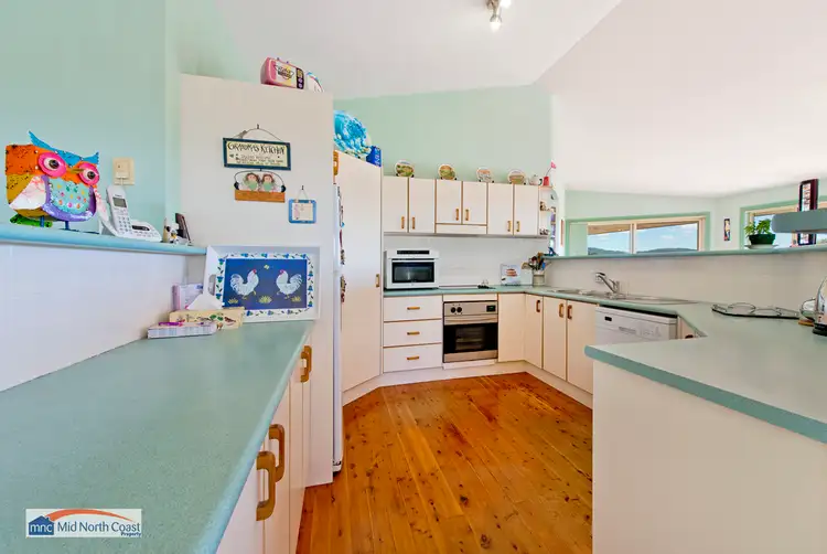 Sixth view of Homely house listing, 46 Fiona Crescent, Lake Cathie NSW 2445