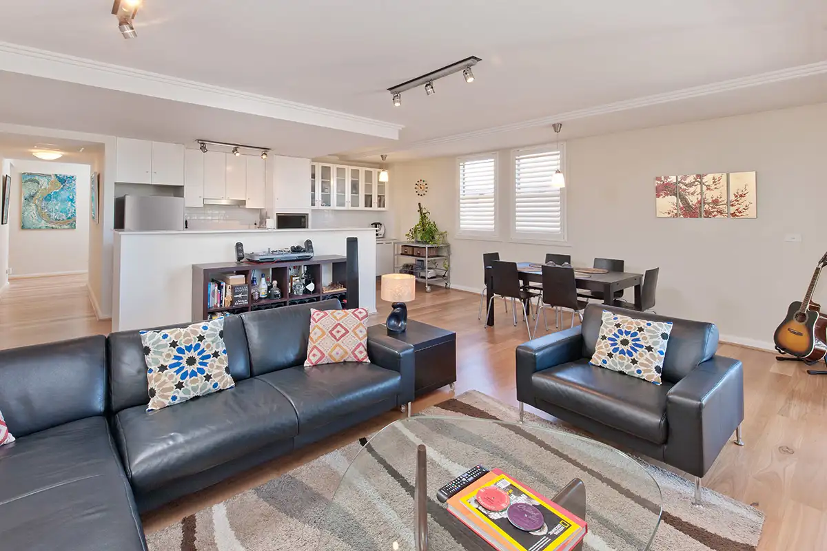 Main view of Homely unit listing, 204/7 Parraween Street, Cremorne NSW 2090