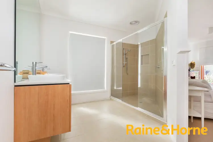 Seventh view of Homely house listing, 33 Tobin Way, Lyndhurst VIC 3975