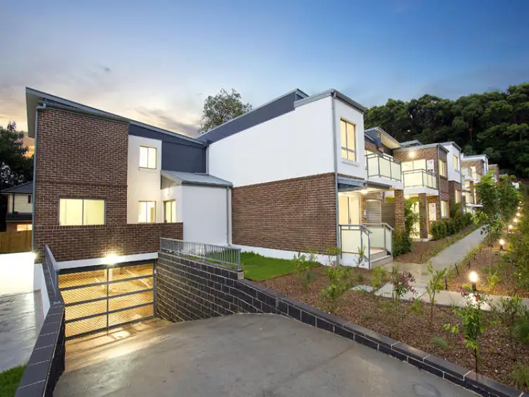 Main view of Homely unit listing, 10/40-42 Brookvale Avenue, Brookvale NSW 2100