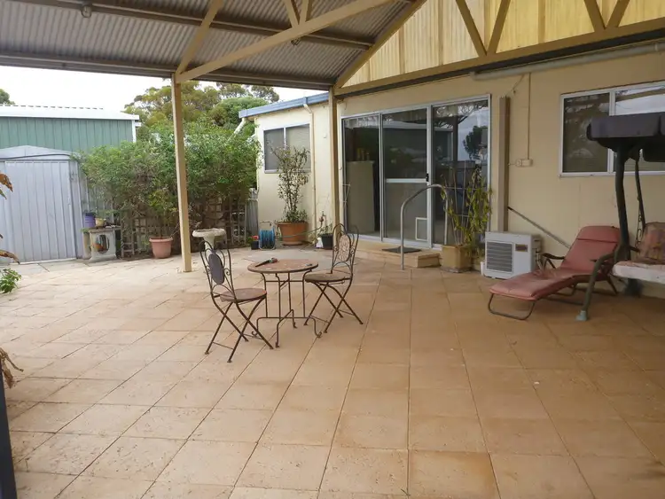 Fifth view of Homely house listing, 6 Elliott, Lake Grace WA 6353