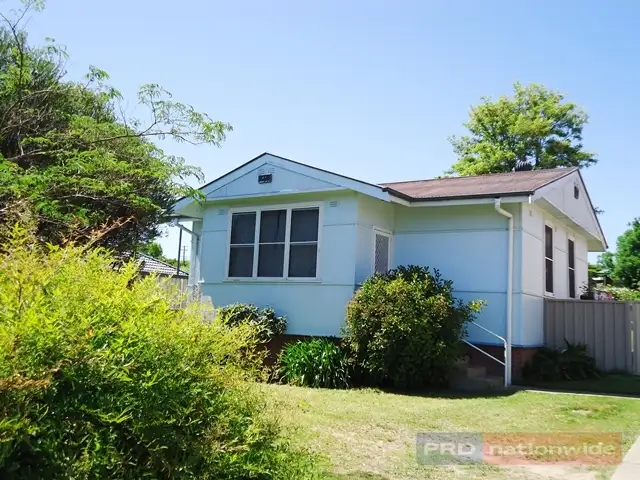 Main view of Homely house listing, 8 Colwell Street, Tumut NSW 2720