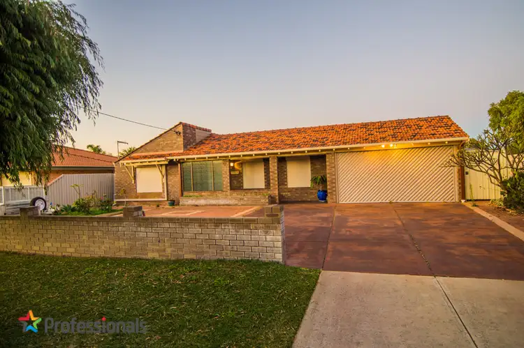 546 Safety Bay Road, Waikiki WA 6169