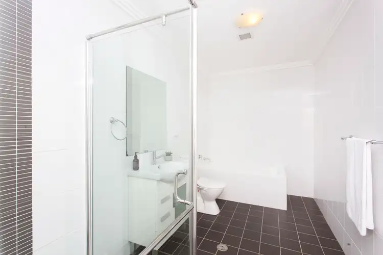 Seventh view of Homely unit listing, 3/15 Stuart Street, Helensburgh NSW 2508