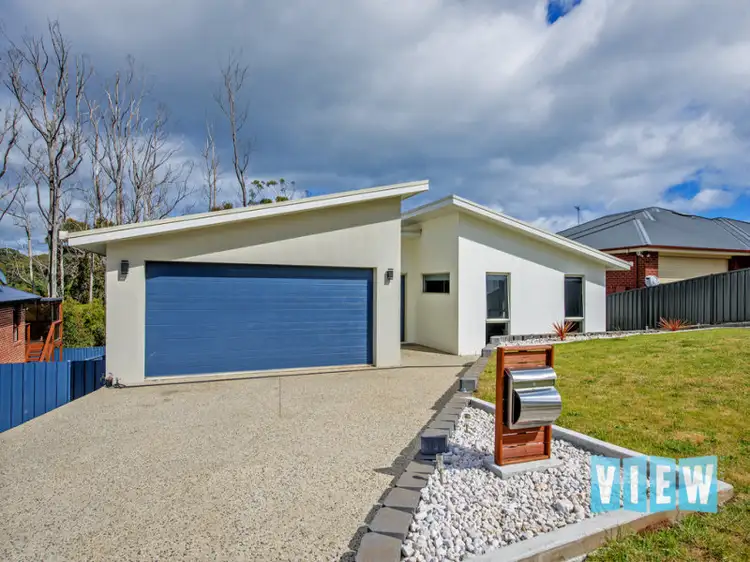 27 Georgiana Street, Devonport TAS 7310