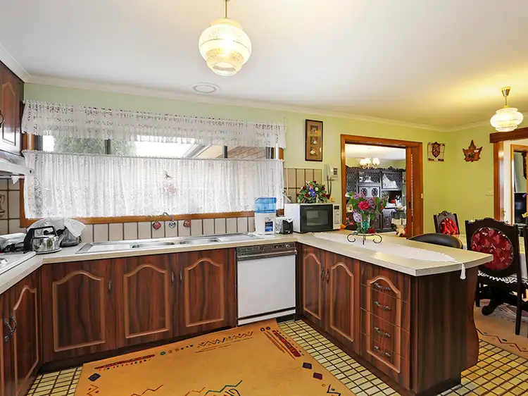 Fifth view of Homely house listing, 4 Dardell Court, Norlane VIC 3214