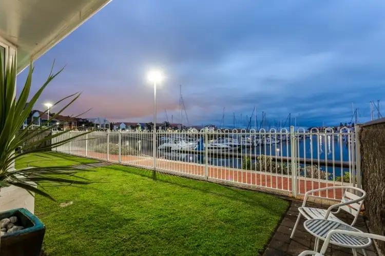 6/10 Nerida Drive, North Haven SA 5018