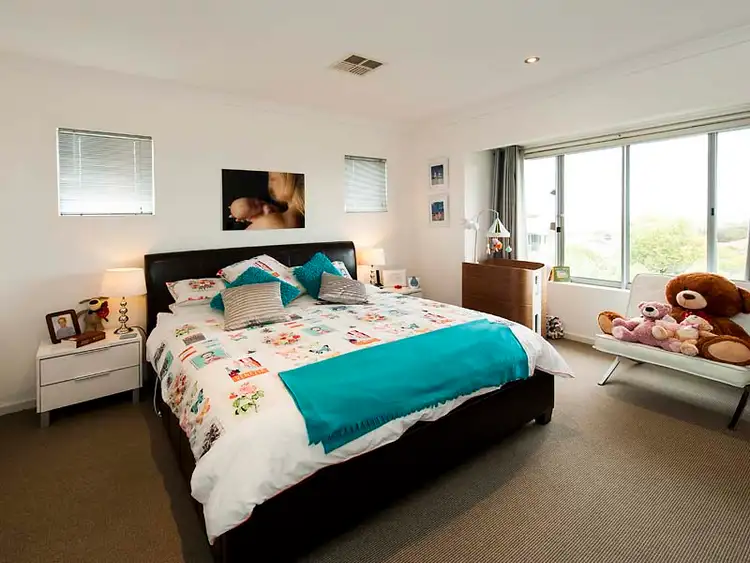 Sixth view of Homely house listing, 4 Altea Rise, Secret Harbour WA 6173