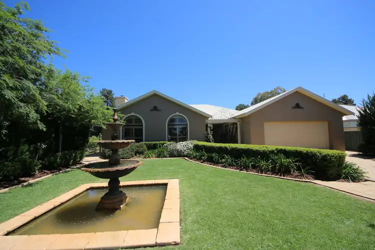 36 Cypress Point Drive, Dubbo NSW 2830