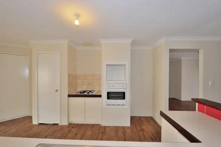 Second view of Homely house listing, 31 Indigo Circle, Warnbro WA 6169
