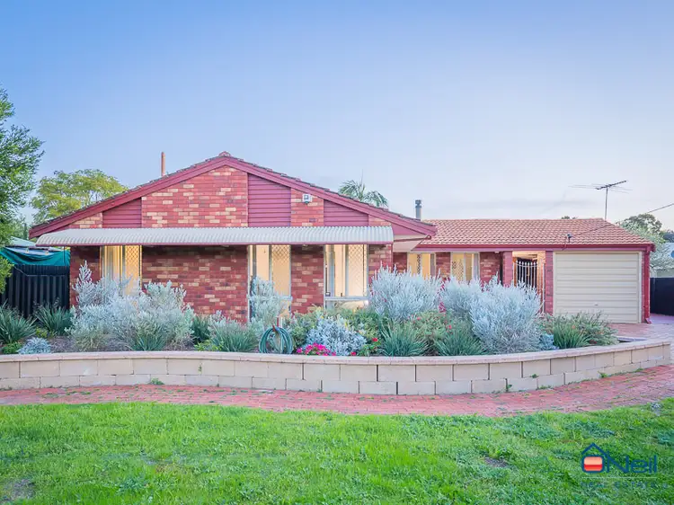 8 Gunnamatta Place, Kelmscott WA 6111