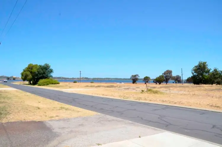 Second view of Homely house listing, 7A Laura Avenue, Australind WA 6233