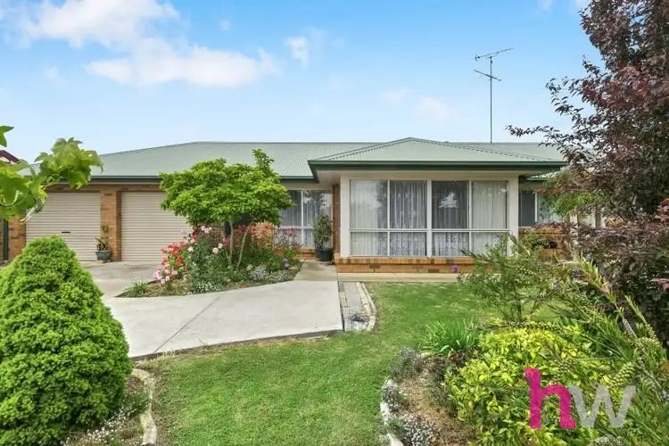 4 Elm Court, Waurn Ponds VIC 3216
