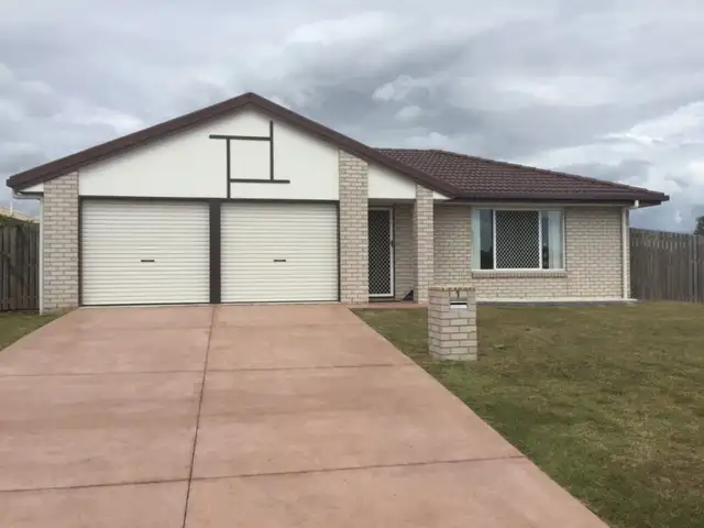 1 Dory Drive, Point Vernon QLD 4655