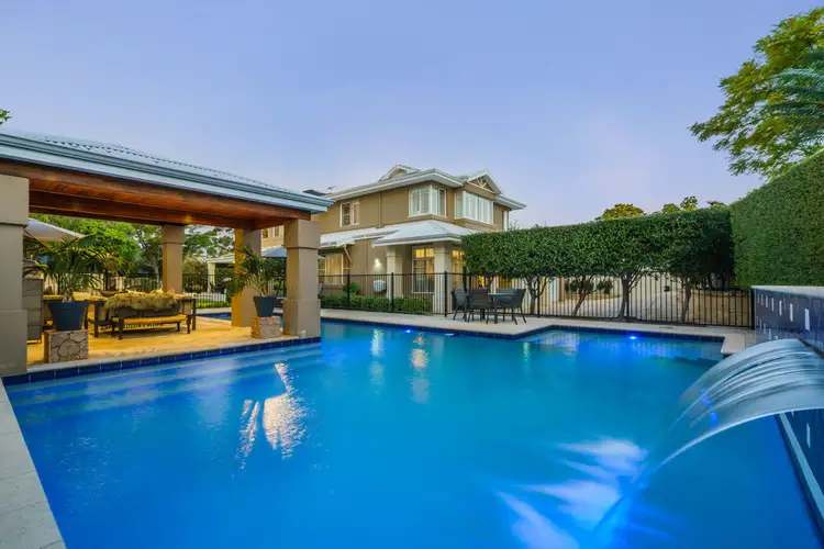 10 Strome Road, Applecross WA 6153