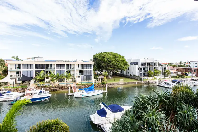10/36-38 Oatland Esplanade, Runaway Bay QLD 4216